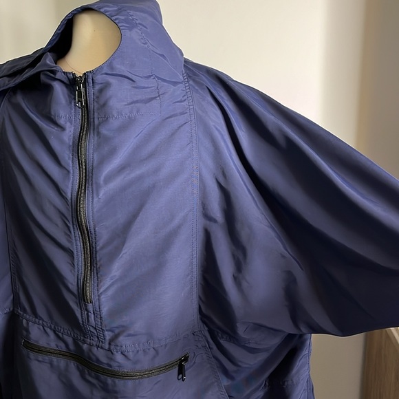 Vintage L.L. Bean Men's Navy Hooded Windbreaker Jacket XXL - Picture 5 of 10